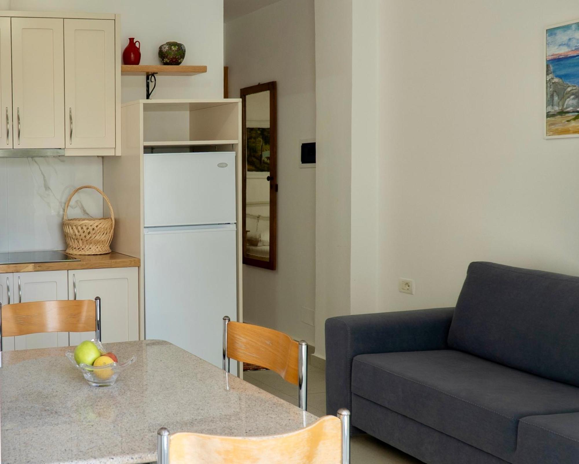 Vourtarea Guesthouse Химара Номер фото